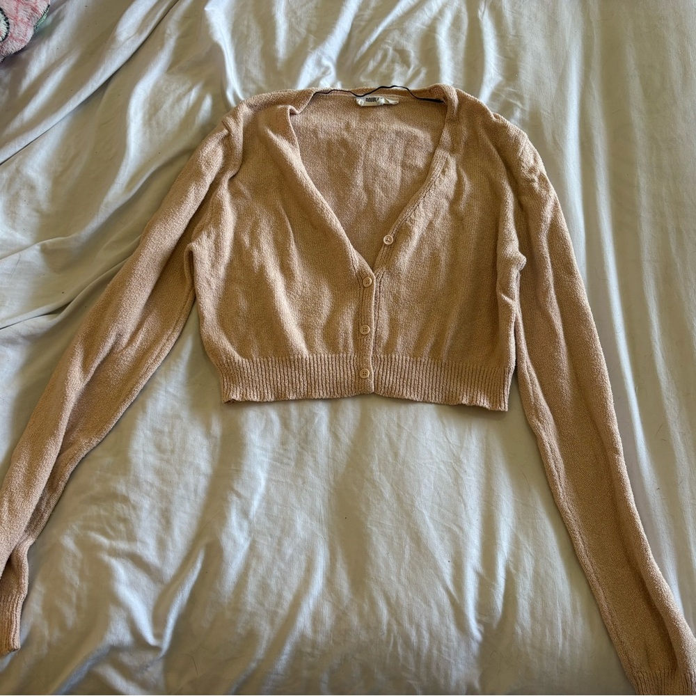 Women's Cropped Pink Cardigan